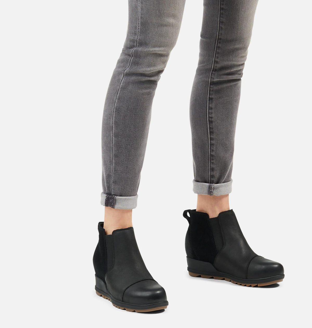 Women's Evie™ Pull-On Suede Bootie - US 0576