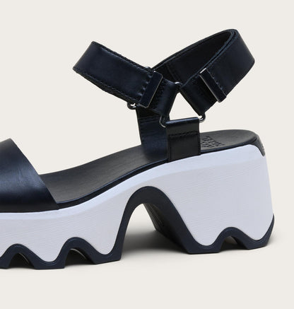 Kinetic™ Aura Y-Strap Women's Sandal - US 8007