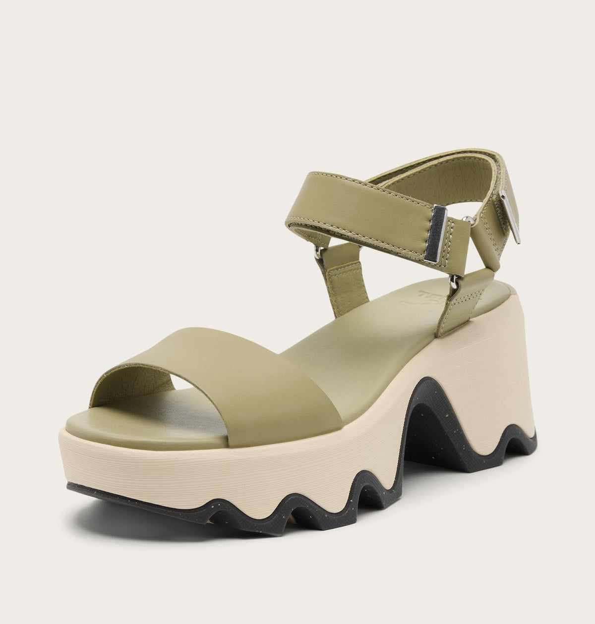 Kinetic™ Aura Y-Strap Women's Sandal - US 1687