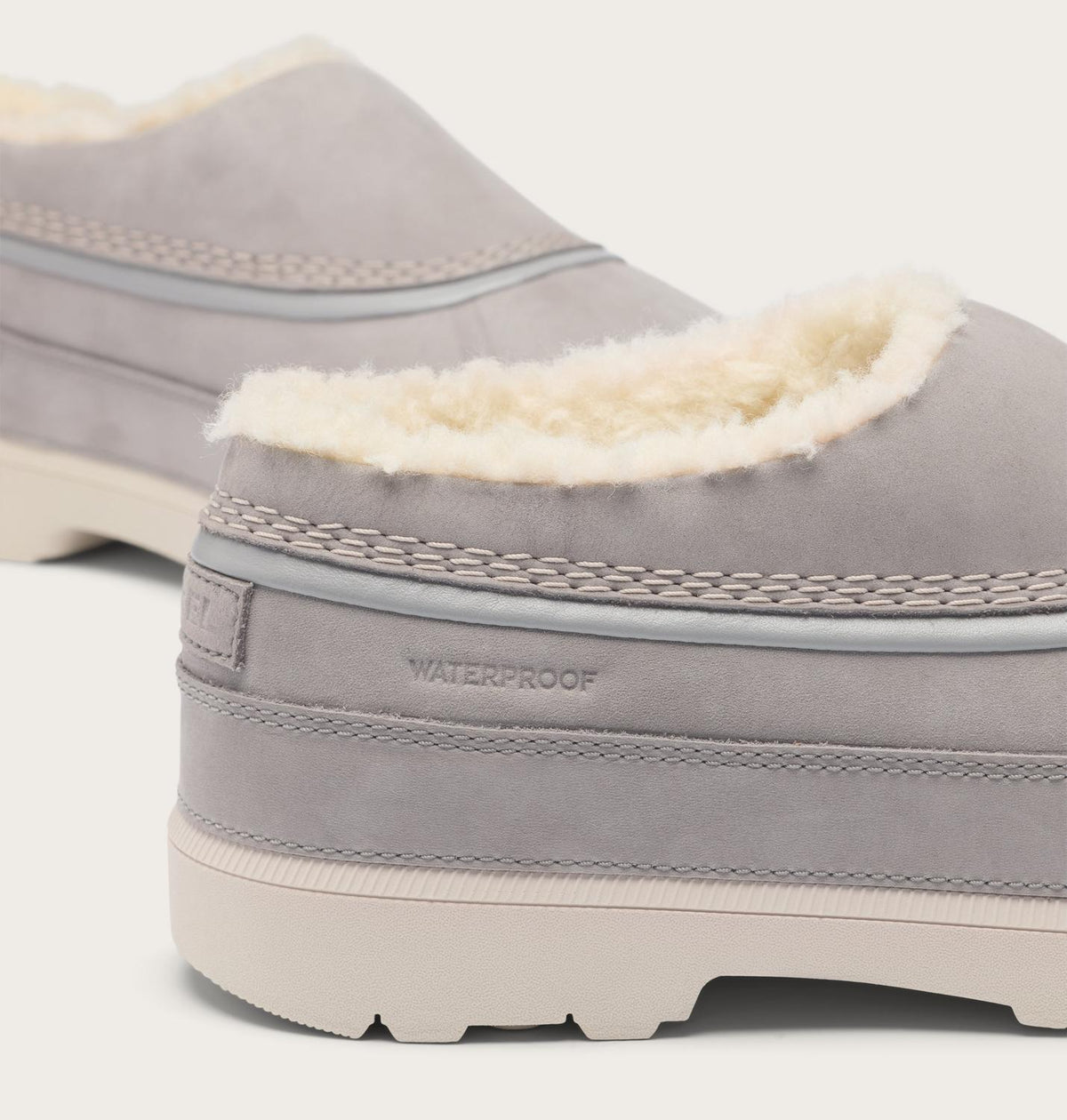 Ambler™ Fireside Women's Waterproof Clog - US 3730