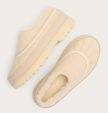 Ambler™ Fireside Women's Waterproof Clog - US 2720